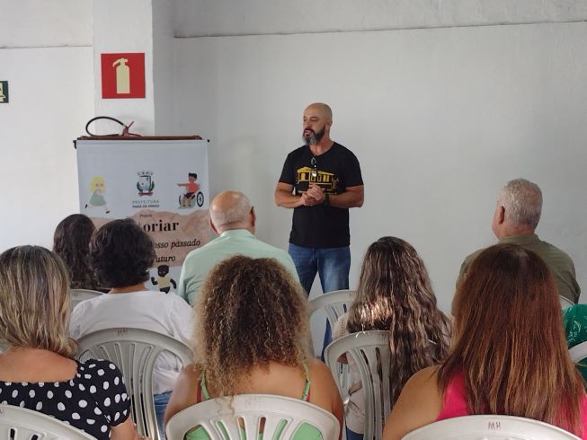 api-modulos/fotos/img/galeria_cat_culturais_523/523/13241/OFICINA DE EDUCAÇÃO PARA  O PATRIMÔNIO, PROJETO HISTORIAR, 14.03.2025 (17).jpg